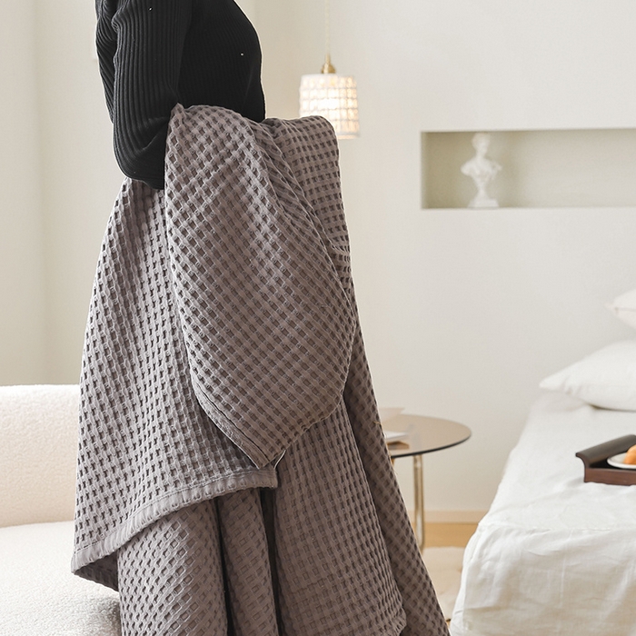 91家纺网 家纺一手货源 找家纺 雯雨家纺 2023新款华夫格纱布纯棉毛巾被 华夫格-深灰