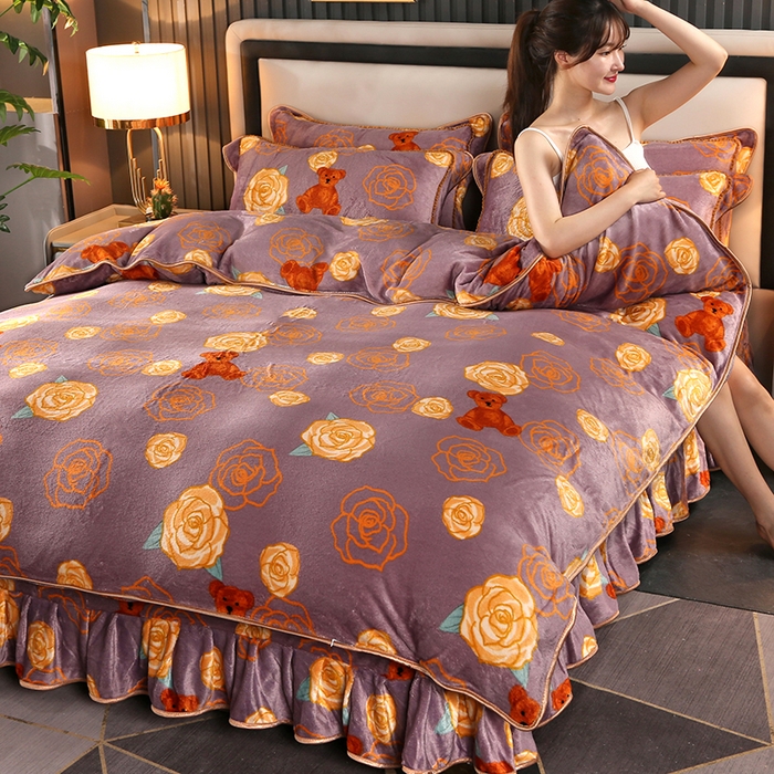 91家纺网 家纺一手货源 找家纺 爱上家居 2023新款保暖金貂绒印花保暖四件套 玫瑰熊