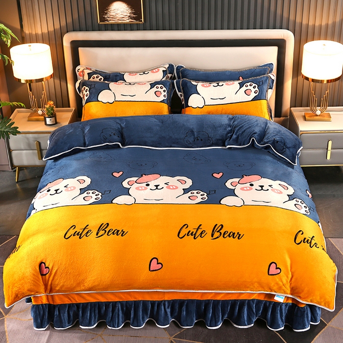 91家纺网 家纺一手货源 找家纺 爱上家居 2023新款保暖金貂绒印花保暖四件套 萌宠小熊