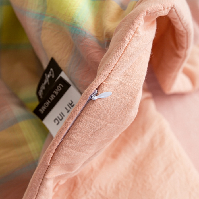 91家纺网 家纺一手货源 找家纺 鸣升新疆长绒棉全棉花色织水洗棉夏被四件套 弗暖粉黄