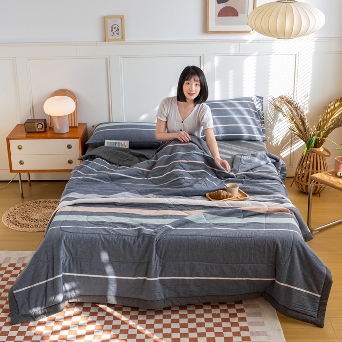 91家纺网 家纺一手货源 找家纺 鸣升新疆长绒棉全棉花色织水洗棉夏被四件套 卡森丈兰