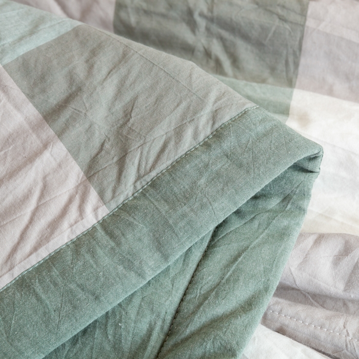 91家纺网 家纺一手货源 找家纺 鸣升新疆长绒棉全棉花色织水洗棉夏被四件套 绿大格