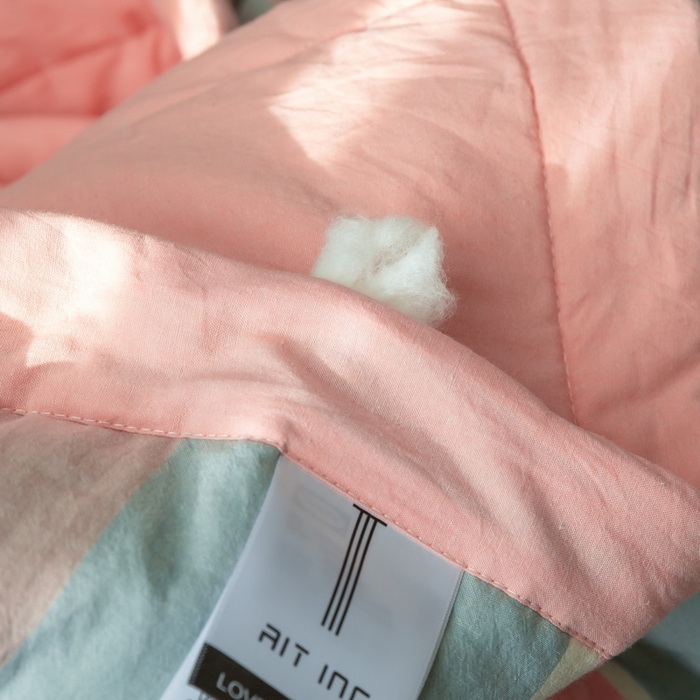 91家纺网 家纺一手货源 找家纺 鸣升新疆长绒棉全棉花色织水洗棉夏被四件套 嫩绿卡其条