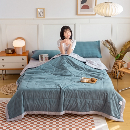 91家纺网 家纺一手货源 找家纺 鸣升新疆长绒棉全棉花色织水洗棉夏被四件套 雾蓝格