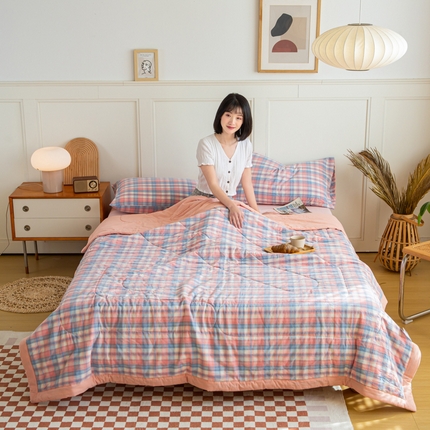 91家纺网 家纺一手货源 找家纺 鸣升新疆长绒棉全棉花色织水洗棉夏被四件套 星空粉