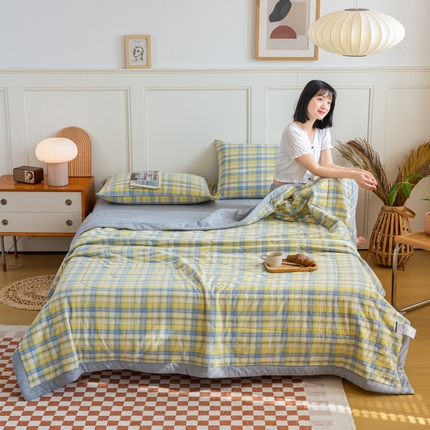 91家纺网 家纺一手货源 找家纺 鸣升新疆长绒棉全棉花色织水洗棉夏被四件套 星空黄