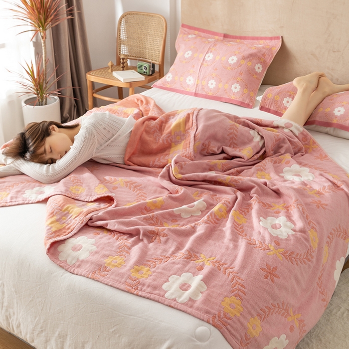 91家纺网 家纺一手货源 找家纺 （总）朴尔  2023年新款四层韩版碎花风全棉纱布毛巾被