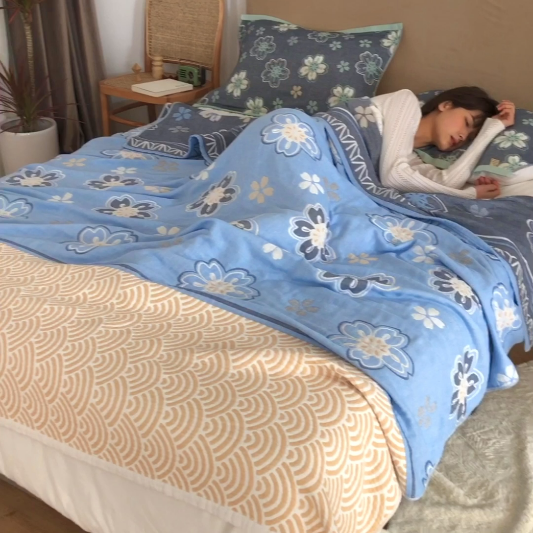91家纺网 家纺一手货源 找家纺 朴尔  2023年新款四层韩版碎花风全棉纱布毛巾被 花亭玉暖-蓝