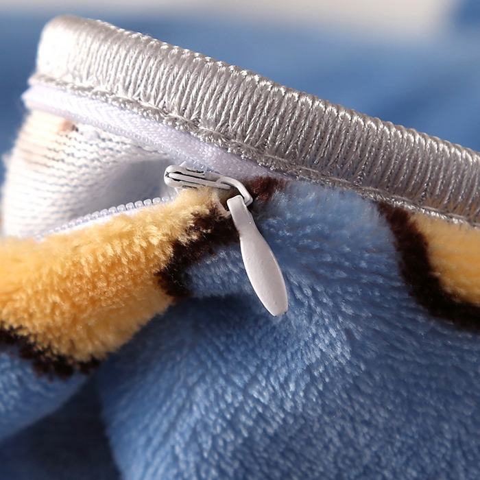 91家纺网 家纺一手货源 找家纺 爱上家居  2023新款加厚牛奶金貂绒四件套 乖乖熊-蓝