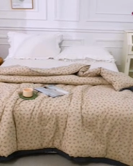 91家纺网 家纺一手货源 找家纺 上喜 热卖全棉水洗棉印花花边一体被 莱茵蓝