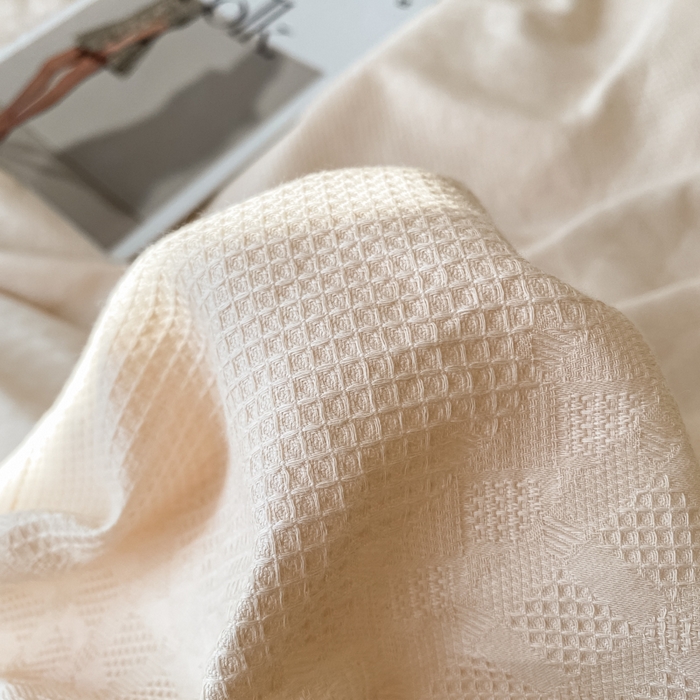 91家纺网 家纺一手货源 找家纺 金丝鸟  2023新款简约舒适华夫格四件套 简约卡其格白