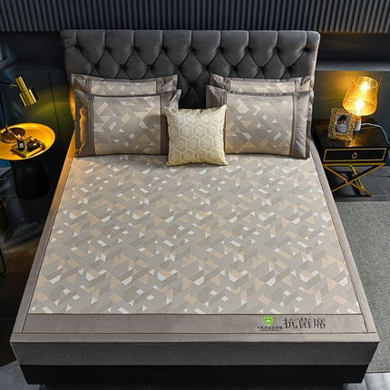 91家纺网 家纺一手货源 找家纺 小牛席业2023新款可机洗抗菌冰藤席系列 抗菌席-魔幻方格咖色