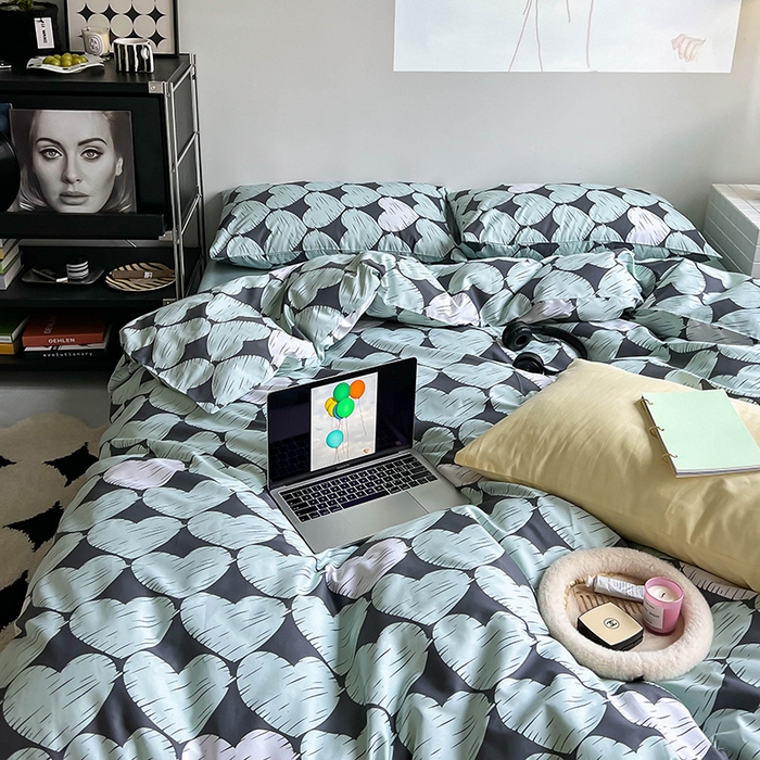 91家纺网 家纺一手货源 找家纺 窝米2023新款13370全棉四件套卡通简约款 爱心蓝