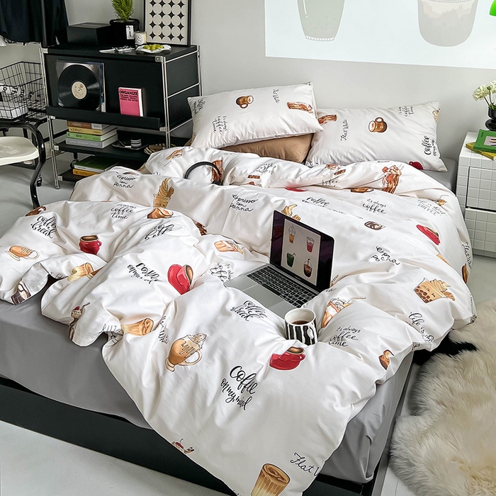 91家纺网 家纺一手货源 找家纺 窝米2023新款13370全棉四件套卡通简约款 可颂