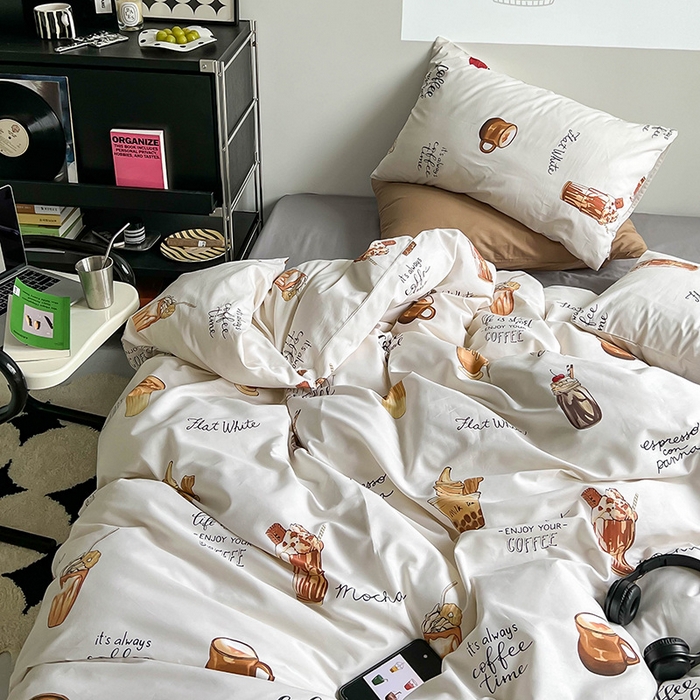 91家纺网 家纺一手货源 找家纺 窝米2023新款13370全棉四件套卡通简约款 可颂