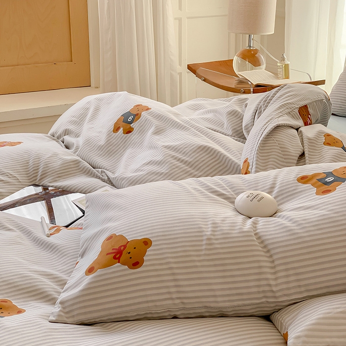 91家纺网 家纺一手货源 找家纺 窝米2023新款13370全棉四件套卡通简约款 焦糖熊