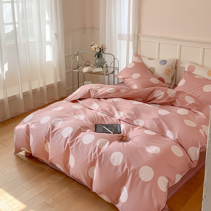 91家纺网 家纺一手货源 找家纺 窝米2023新款13370全棉四件套卡通简约款 拉卡粉