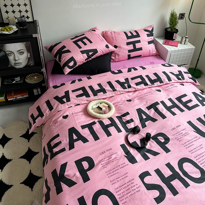 91家纺网 家纺一手货源 找家纺 窝米2023新款13370全棉四件套卡通简约款 练习粉