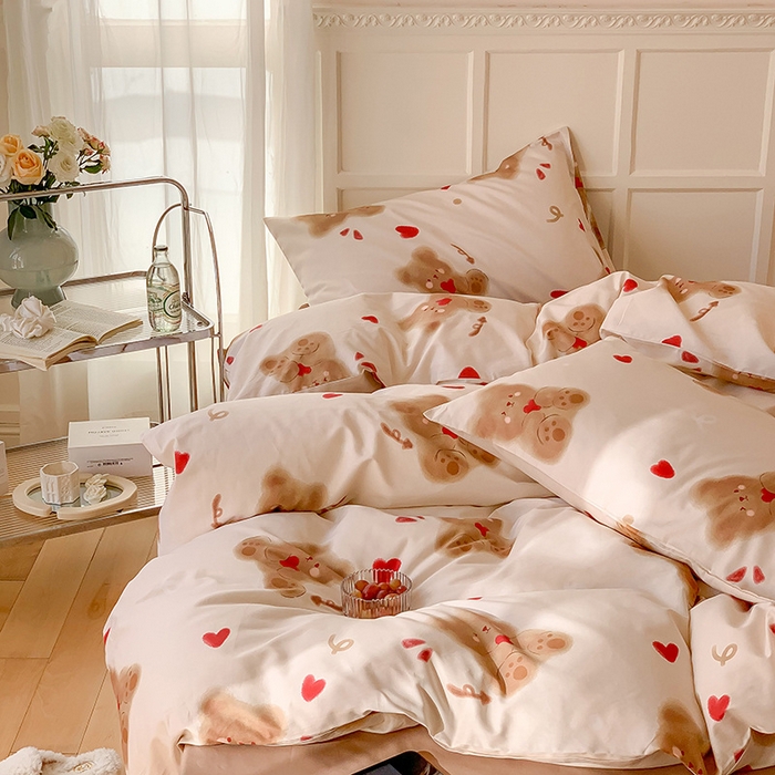 91家纺网 家纺一手货源 找家纺 窝米2023新款13370全棉四件套卡通简约款 恋爱熊