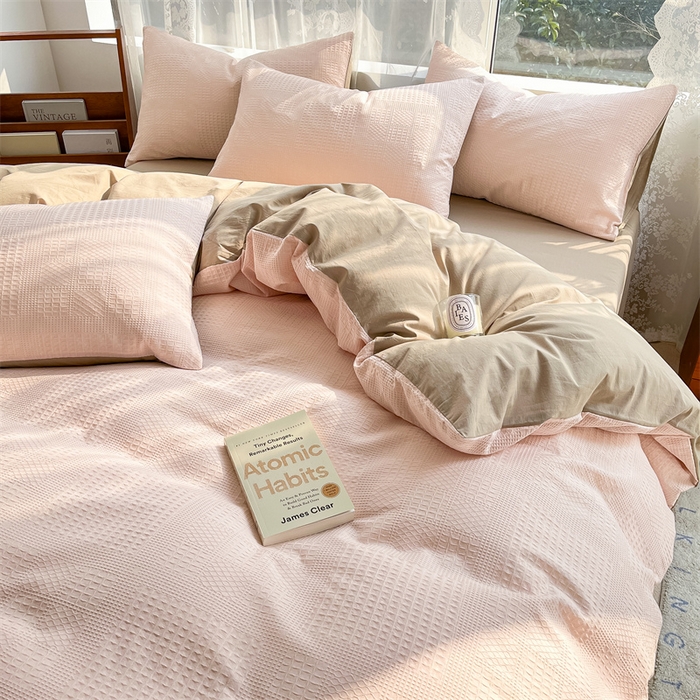 91家纺网 家纺一手货源 找家纺 蓝巢2023新款A版60支全棉华夫格B版40支全棉水洗棉四件套蜜格系列 华夫格浅粉