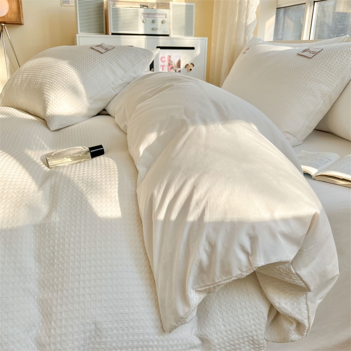 91家纺网 家纺一手货源 找家纺 蓝巢2023新款A版60支全棉华夫格B版40支全棉水洗棉四件套蜜格系列 蜜格-本白