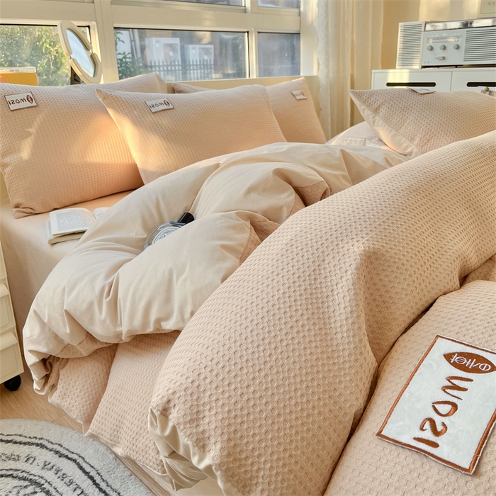 91家纺网 家纺一手货源 找家纺 蓝巢2023新款A版60支全棉华夫格B版40支全棉水洗棉四件套蜜格系列 蜜格-米驼