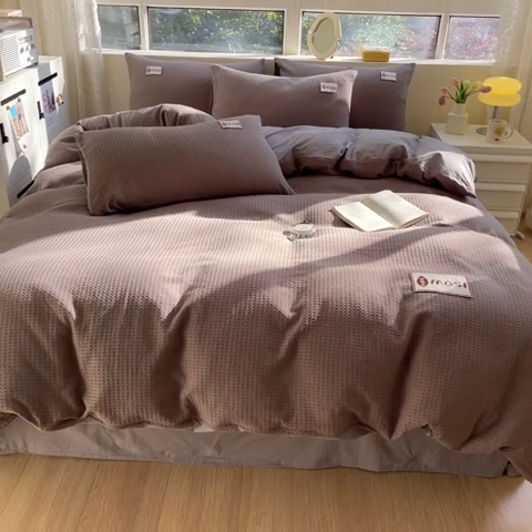 91家纺网 家纺一手货源 找家纺 蓝巢2023新款A版60支全棉华夫格B版40支全棉水洗棉四件套蜜格系列 蜜格-高级灰