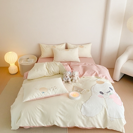 91家纺网 家纺一手货源 找家纺 （总）蜜柚 2024新款全棉贴布绣四件套