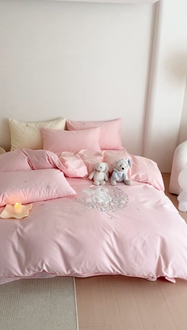 91家纺网 家纺一手货源 找家纺 蜜柚 2024新款全棉贴布绣四件套 许愿兔-公主粉