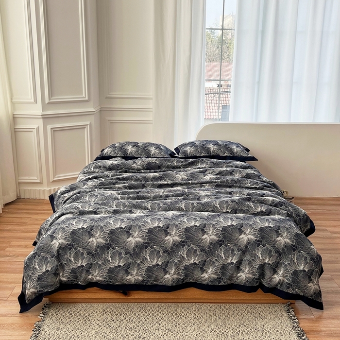 91家纺网 家纺一手货源 找家纺 安莱生活 2023新款色织双层纱工艺款宽边高奢四件套 国色天香-藏青