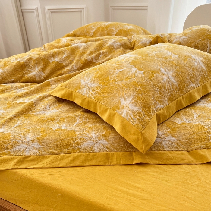 91家纺网 家纺一手货源 找家纺 安莱生活 2023新款色织双层纱工艺款宽边高奢四件套 国色天香-姜黄