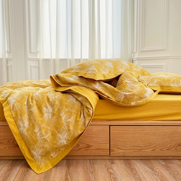 91家纺网 家纺一手货源 找家纺 安莱生活 2023新款色织双层纱工艺款宽边高奢四件套 国色天香-姜黄