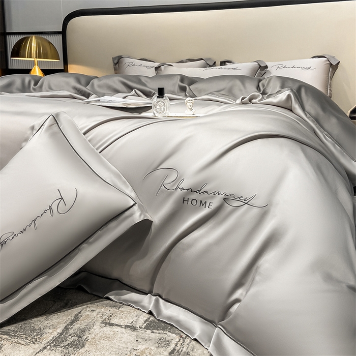 91家纺网 家纺一手货源 找家纺 笙意家纺 水洗真丝R字母织带款四件套-威尔士 山灰+中灰