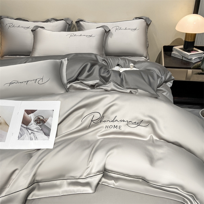 91家纺网 家纺一手货源 找家纺 笙意家纺 水洗真丝R字母织带款四件套-威尔士 山灰+中灰