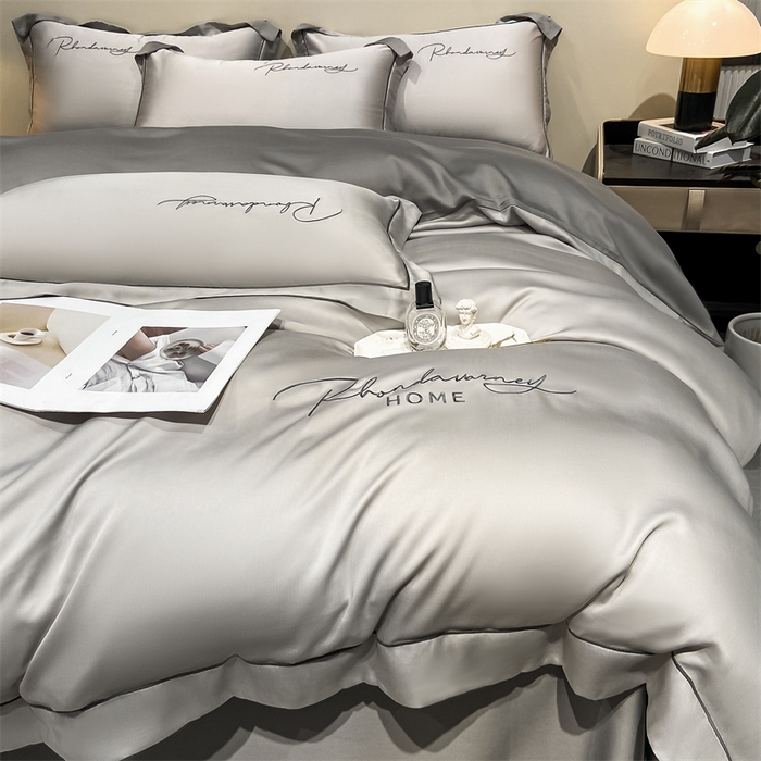 91家纺网 家纺一手货源 找家纺 笙意家纺 水洗真丝R字母织带款四件套-威尔士 山灰+中灰