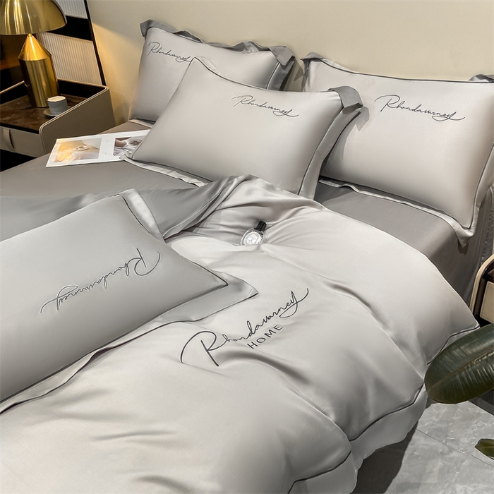 91家纺网 家纺一手货源 找家纺 笙意家纺 水洗真丝R字母织带款四件套-威尔士 山灰+中灰