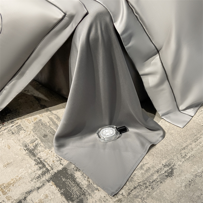 91家纺网 家纺一手货源 找家纺 笙意家纺 水洗真丝R字母织带款四件套-威尔士 山灰+中灰