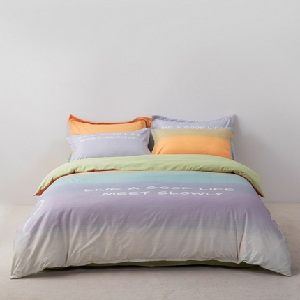 91家纺网 家纺一手货源 找家纺 宏源 2023新款大版数码印花糯糯棉四件套 落日余晖