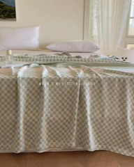 91家纺网 家纺一手货源 找家纺 麻依2023新款竹纤维双层纱布毯毛巾被夏凉被针织冷感毯 海韵-绿