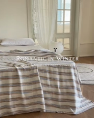 91家纺网 家纺一手货源 找家纺 麻依2023新款竹纤维双层纱布毯毛巾被夏凉被针织冷感毯 梦幻-蓝卡