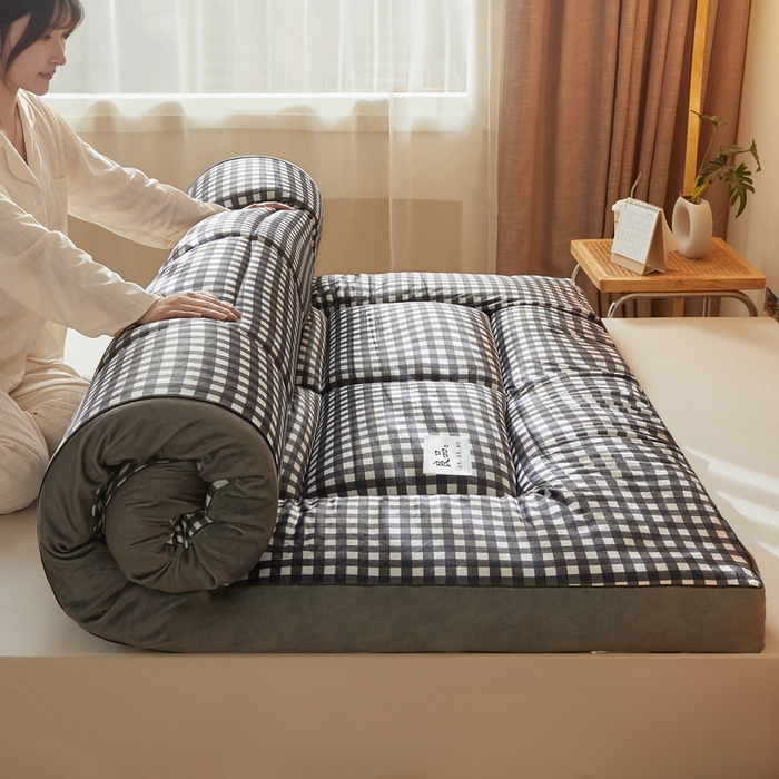 91家纺网 家纺一手货源 找家纺 （总）迪乐妮  2023新款A类水洗棉成人立体软床垫