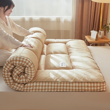 91家纺网 家纺一手货源 找家纺 卡派 2023新款水洗棉成人立体软床垫 卡其格边-卡其色