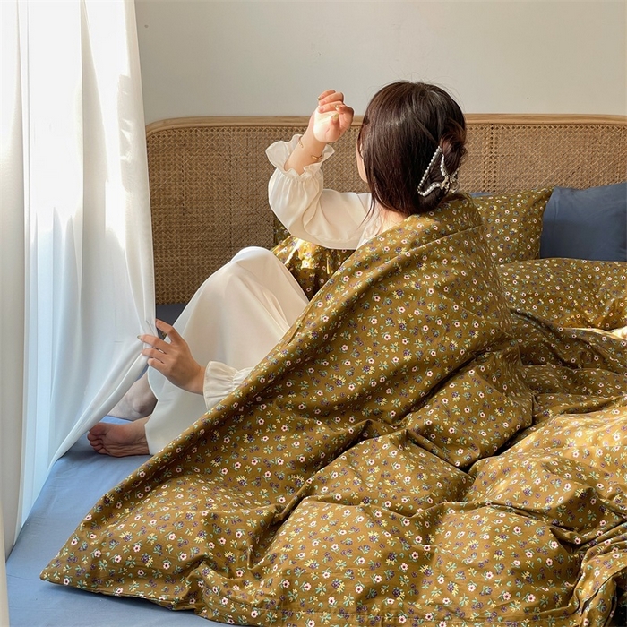 91家纺网 家纺一手货源 找家纺 畅畅家纺2023新款40支13372全棉复古小碎花保暖四件套 暮秋-灰