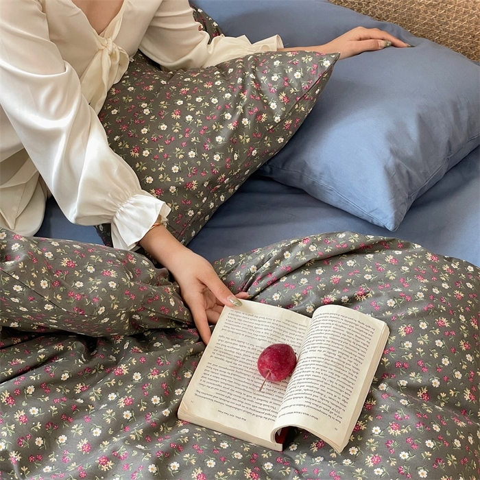 91家纺网 家纺一手货源 找家纺 畅畅家纺2023新款40支13372全棉复古小碎花保暖四件套 暮秋-灰