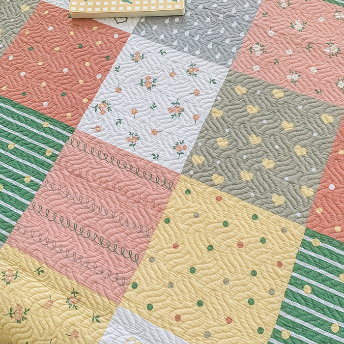 91家纺网 家纺一手货源 找家纺 沐纯家居 2023春夏新品40S全棉12868水洗印花床盖 浪漫方格