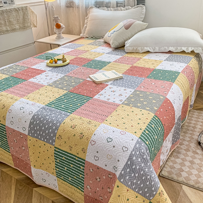 91家纺网 家纺一手货源 找家纺 沐纯家居 2023春夏新品40S全棉12868水洗印花床盖 浪漫方格