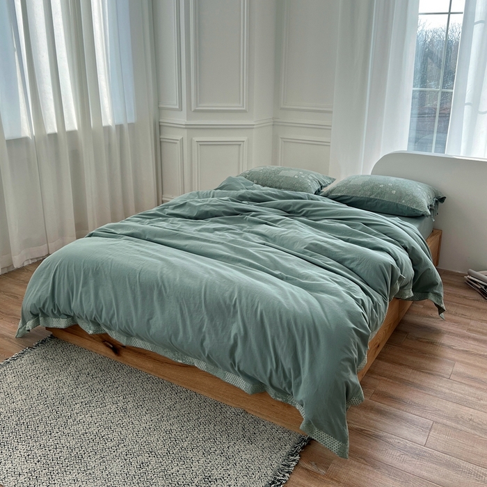 91家纺网 家纺一手货源 找家纺 总 安莱生活2023新款全棉色织水洗棉宽边拼角蝴蝶结款四件套-缤纷花研