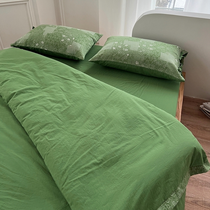 91家纺网 家纺一手货源 找家纺 安莱生活 2023新款全棉色织水洗棉宽边拼角蝴蝶结款四件套-缤纷花研 缤纷华妍-嫩绿