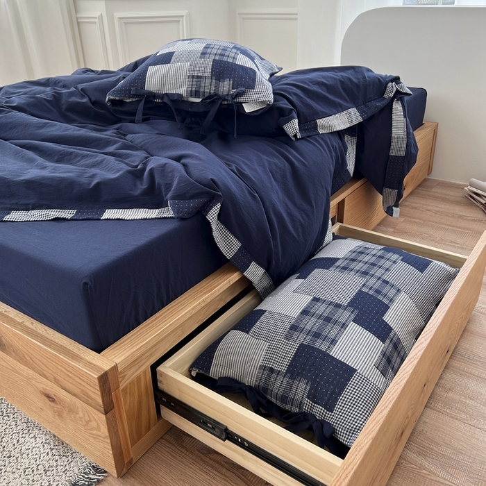 91家纺网 家纺一手货源 找家纺 安莱生活 2023简约拼布田园拼边四件套图1 拼布田园-藏青