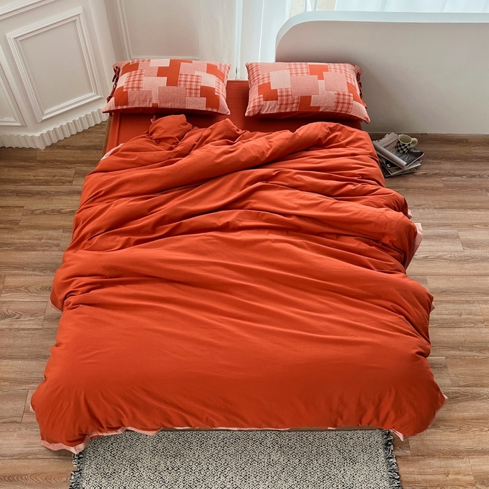 91家纺网 家纺一手货源 找家纺 安莱生活 2023简约拼布田园拼边四件套图1 拼布田园-橘红